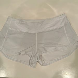 Lululemon speed up shorts, 2.5